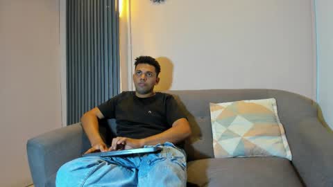 Snapshot of theo_morris chatting on 03-02-26, 04:14 theo_morris online show from 03-02-26, 04:14