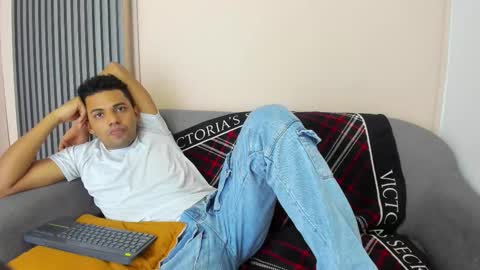 Snapshot of theo_morris chatting on 03-03-26, 04:18 theo_morris online show from 03-03-26, 04:18