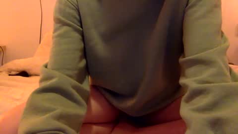 Theo  Thea online show from 02-26-25, 09:05