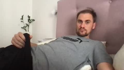 theonetojerkwith online show from 09-27-25, 07:35
