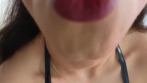 Snapshot of theowonder chatting on 02-26-25, 07:09 Theowonder online show from 02-26-25, 07:09