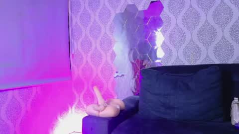 Snapshot of thepinkigirlxxx chatting on 04-25-26, 02:14 NaniKimandPetter online show from 04-25-26, 02:14