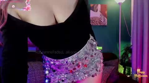 Snapshot of theprincess_rosee chatting on 11-07-25, 03:06 Rosie online show from 11-07-25, 03:06