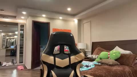 therealcamilabaddie online show from 10-12-25, 07:35