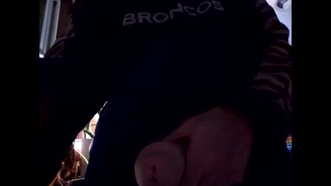 Snapshot of therizzler_1_of_1 chatting on 12-05-24, 07:49 therizzler_1_of_1 online show from 12-05-24, 07:49