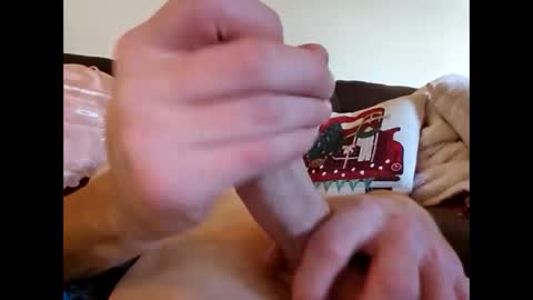 Snapshot of therizzler_1_of_1 chatting on 12-12-24, 08:32 therizzler_1_of_1 online show from 12-12-24, 08:32