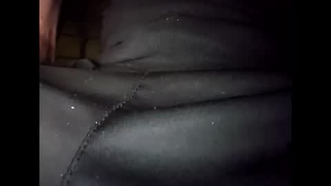 therizzler_1_of_1 online show from 10-07-25, 07:27