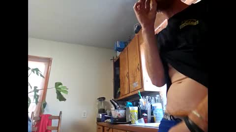 Snapshot of therizzler_1_of_1 chatting on 11-30-25, 07:29 therizzler_1_of_1 online show from 11-30-25, 07:29