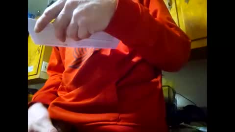 Snapshot of therizzler_1_of_1 chatting on 12-16-25, 06:40 therizzler_1_of_1 online show from 12-16-25, 06:40