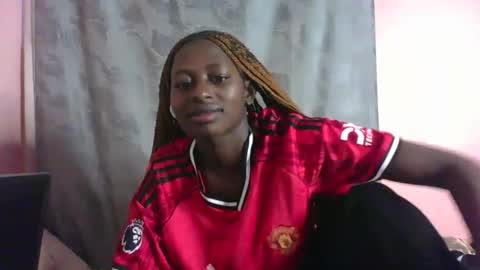 Snapshot of therry_heart chatting on 11-23-25, 04:34 hearty online show from 11-23-25, 04:34