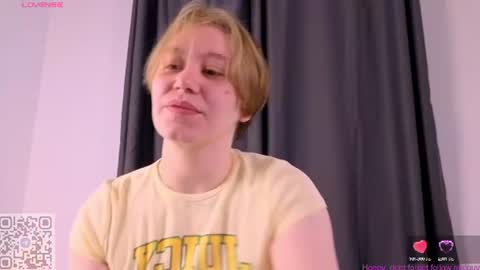 Snapshot of thestaronsky chatting on 06-30-26, 08:48 Lucia online show from 06-30-26, 08:48