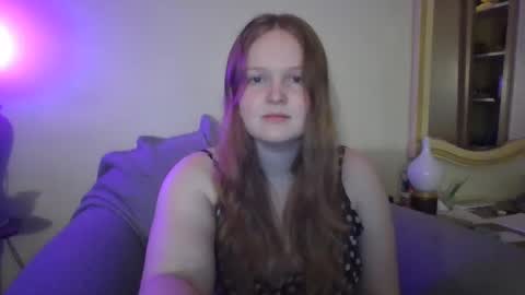 thestrawberrycreme online show from 12-26-24, 03:10