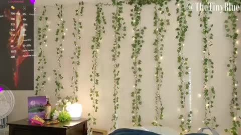 Snapshot of thetinyblue chatting on 02-12-25, 05:48 Tiny Blue online show from 02-12-25, 05:48