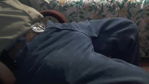 Snapshot of thetnguy chatting on 12-13-25, 10:04 thetnguy online show from 12-13-25, 10:04