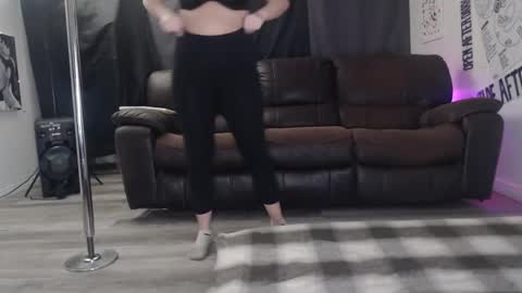 Chase online show from 12-23-25, 01:58