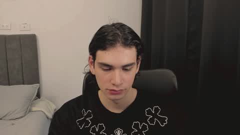 Snapshot of thiaan__ chatting on 12-25-24, 08:07 thiaan__ online show from 12-25-24, 08:07