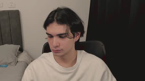 Snapshot of thiaan__ chatting on 01-02-25, 11:16 thiaan__ online show from 01-02-25, 11:16