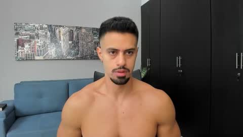 Snapshot of thiago_driussi chatting on 10-23-25, 11:53 thiago_driussi online show from 10-23-25, 11:53