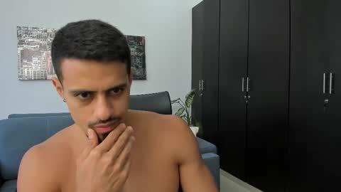 Snapshot of thiago_driussi chatting on 11-26-25, 09:16 thiago_driussi online show from 11-26-25, 09:16