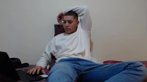 Snapshot of thiago_hot_boy chatting on 12-15-24, 10:28 Thiago independent model online show from 12-15-24, 10:28