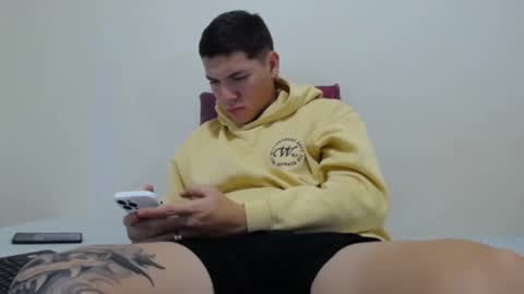 Snapshot of thiago_hot_boy chatting on 01-30-25, 07:59 Thiago independent model online show from 01-30-25, 07:59