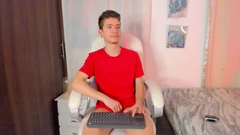 Manuel online show from 10-12-25, 02:54