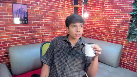 Snapshot of thiago_kozak chatting on 04-28-26, 01:16 thiago online show from 04-28-26, 01:16