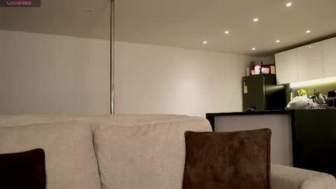 Snapshot of thiago_l chatting on 06-19-26, 12:48 Just Thiago online show from 06-19-26, 12:48