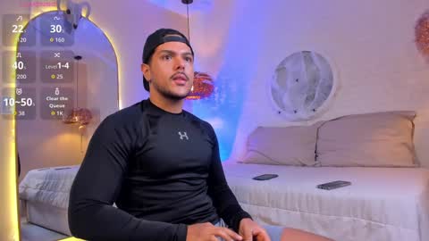 Thiago online show from 10-28-25, 10:08