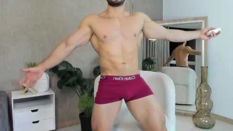 Snapshot of thiago_moretti chatting on 06-24-26, 12:09 THIAGO online show from 06-24-26, 12:09