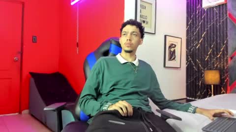 Thiago online show from 06-12-26, 07:57