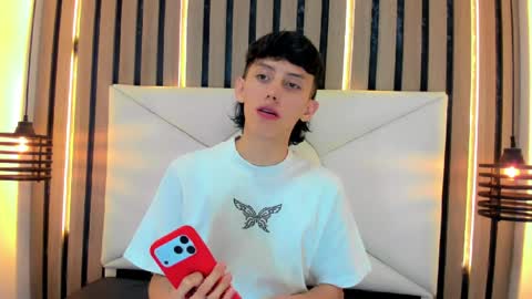 Snapshot of thiago_twink38 chatting on 04-07-26, 03:51 thiago_twink38 online show from 04-07-26, 03:51