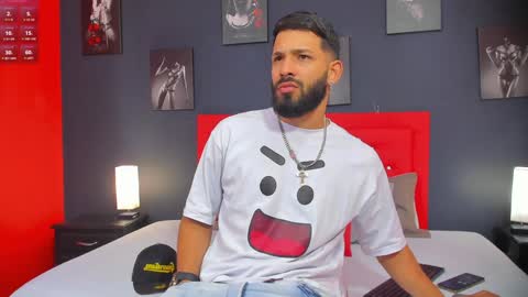 Snapshot of thiagomez17 chatting on 12-03-24, 12:16 Thia Gomez online show from 12-03-24, 12:16