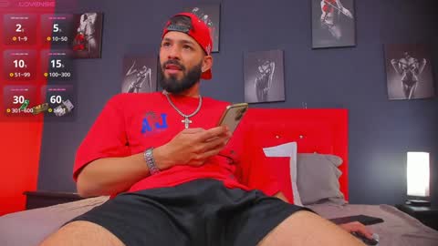 Snapshot of thiagomez17 chatting on 12-10-24, 12:38 Thia Gomez online show from 12-10-24, 12:38