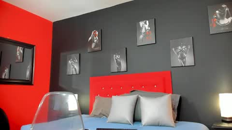 Snapshot of thiagomez17 chatting on 02-22-25, 12:19 Thia Gomez online show from 02-22-25, 12:19