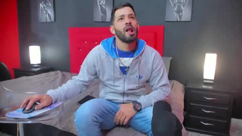 Snapshot of thiagomez17 chatting on 10-02-25, 12:23 Thia Gomez online show from 10-02-25, 12:23