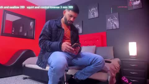 Snapshot of thiagomez17 chatting on 11-15-25, 12:13 Thia Gomez online show from 11-15-25, 12:13