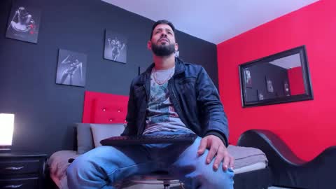 Snapshot of thiagomez17 chatting on 11-21-25, 12:15 Thia Gomez online show from 11-21-25, 12:15