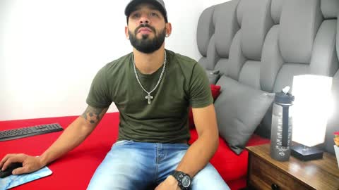 Thia Gomez online show from 03-31-26, 07:36