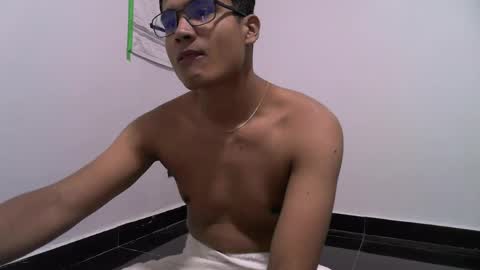 thiagovega_ online show from 05-17-26, 06:11