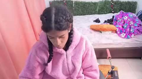Snapshot of thiana_horny chatting on 07-04-26, 12:33 thiana_horny online show from 07-04-26, 12:33
