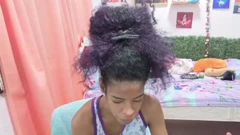 Snapshot of thiana_horny chatting on 07-07-26, 02:43 thiana_horny online show from 07-07-26, 02:43