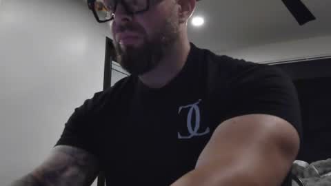 Snapshot of thiccbull12 chatting on 07-19-26, 06:17 thiccbull12 online show from 07-19-26, 06:17