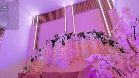 Lexxy online show from 11-25-25, 12:05