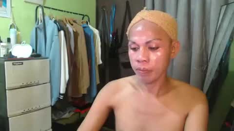 gil online show from 10-20-25, 02:12