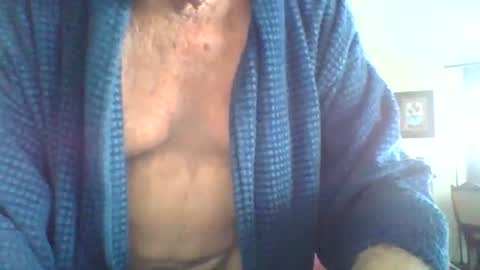 Snapshot of thickcockat71 chatting on 01-05-26, 06:11 Thickcockat71 online show from 01-05-26, 06:11