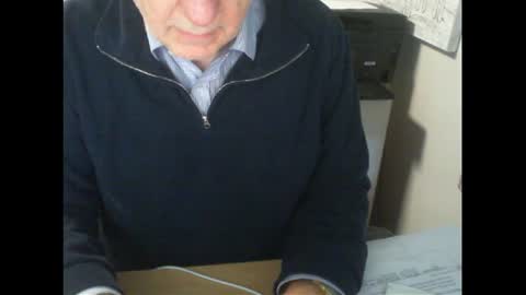James online show from 08-05-26, 01:52
