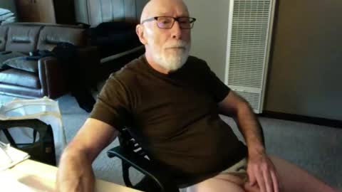 Snapshot of thickmorningwoodinyoualways chatting on 12-18-24, 05:31 Thickmorningwoodinyou always online show from 12-18-24, 05:31