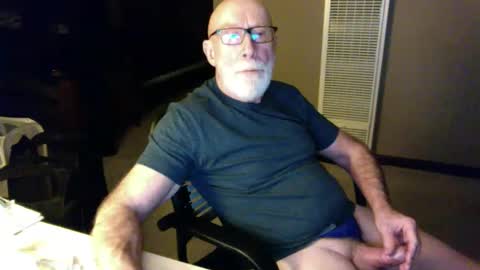 Snapshot of thickmorningwoodinyoualways chatting on 12-23-24, 03:23 Thickmorningwoodinyou always online show from 12-23-24, 03:23