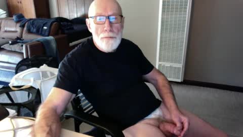 Snapshot of thickmorningwoodinyoualways chatting on 03-03-25, 04:03 Thickmorningwoodinyou always online show from 03-03-25, 04:03